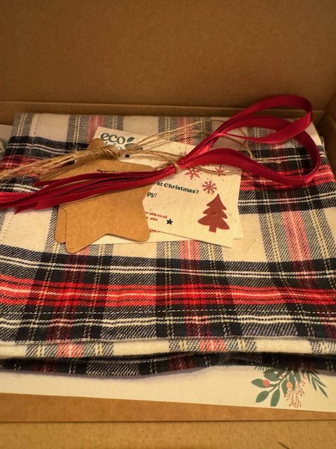 Reusable Christmas cracker kit